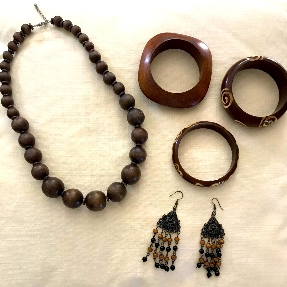 Vintage - wood jewelry bundle
